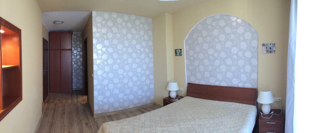 Apartment 2Br, Тристаен In Complex Green Life Sozopol Exteriör bild